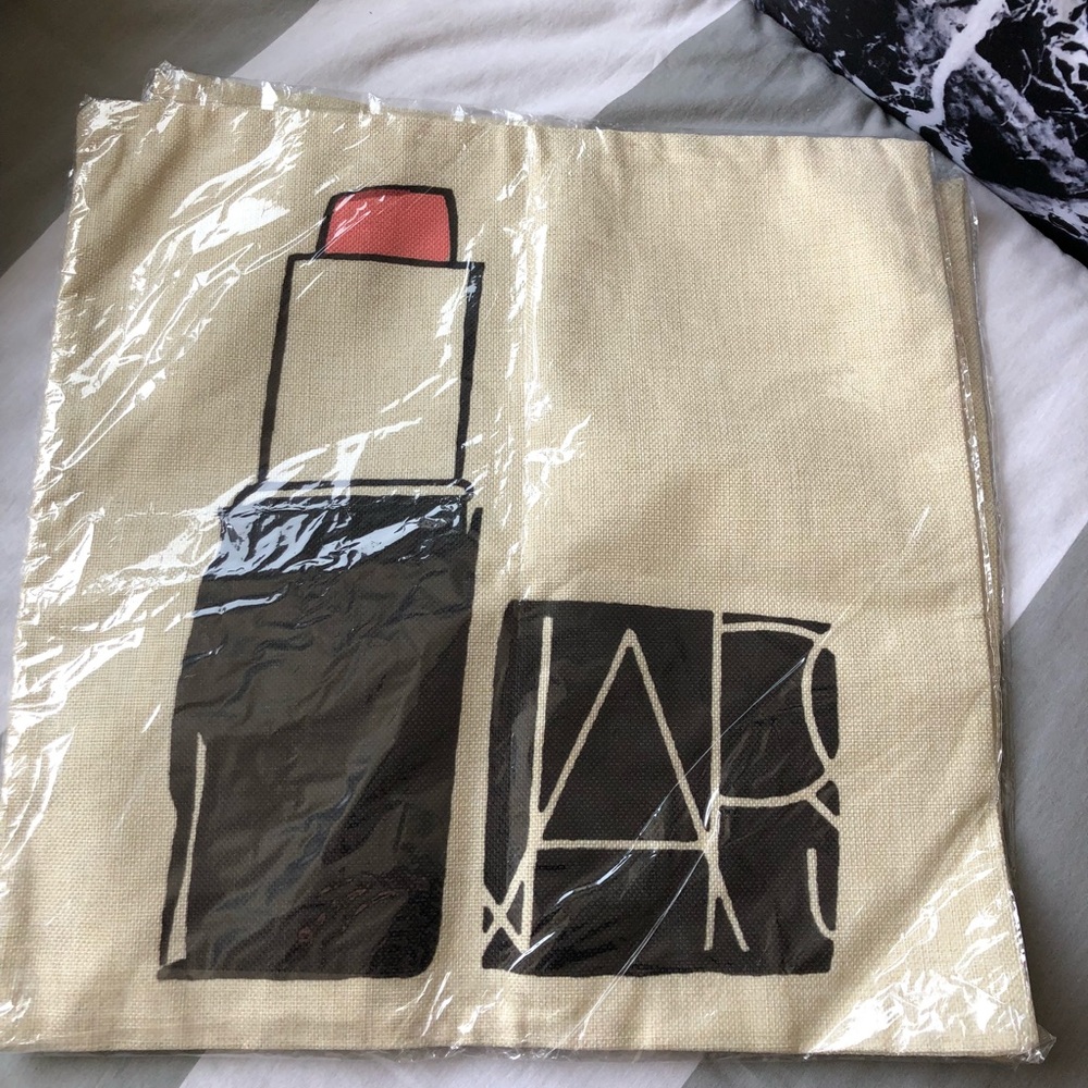 NARS pillow case